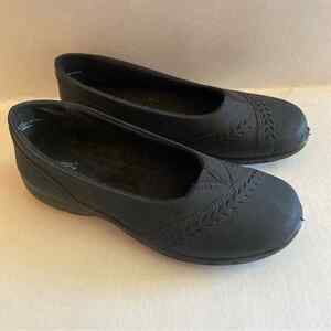 East Street Comfort Wave Black Ballet Flats Women’s Size 10